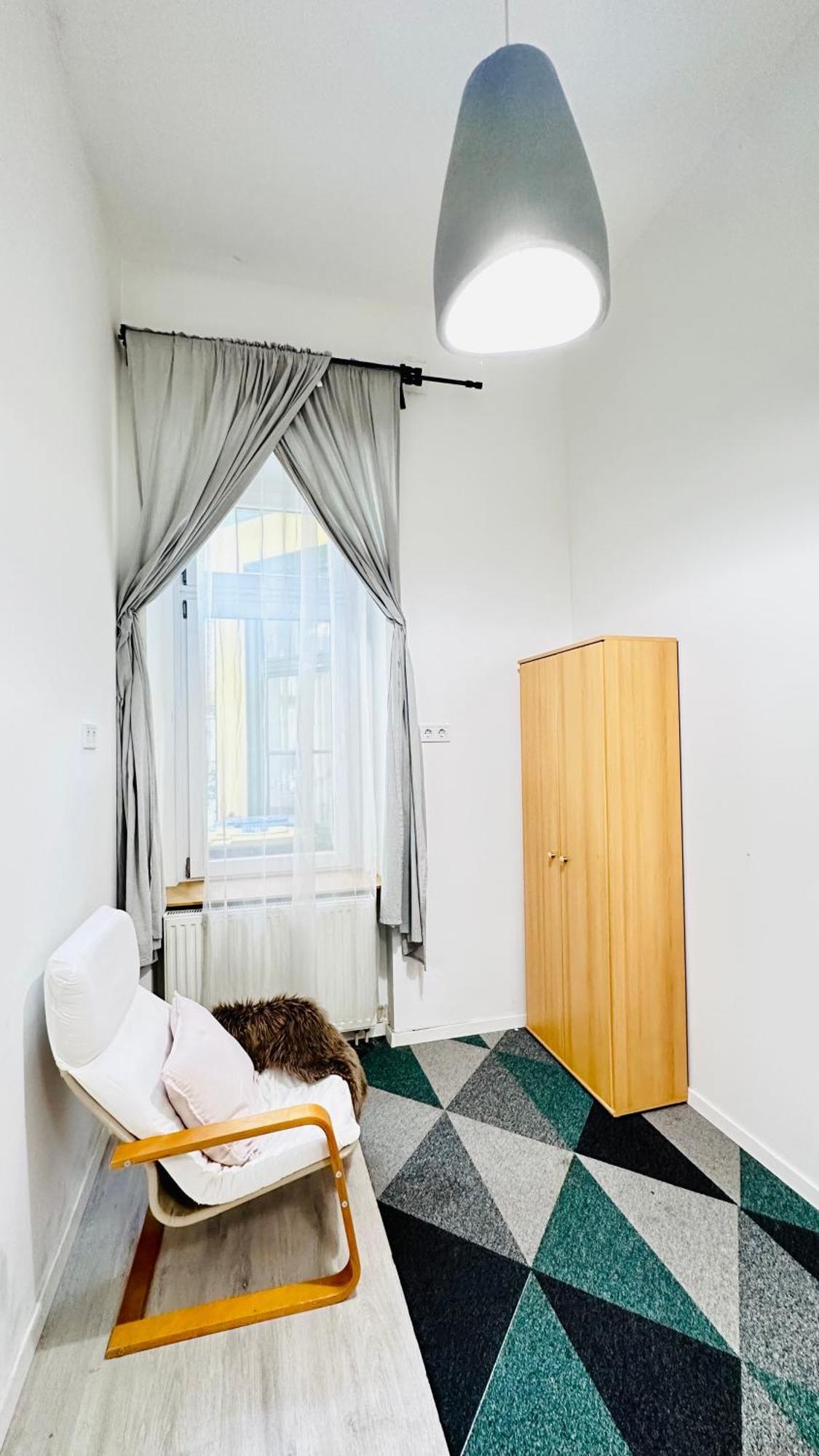 Rozsa Apartment Budapest Luaran gambar